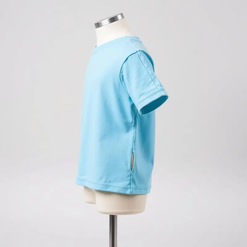 Kids Wear — right side view